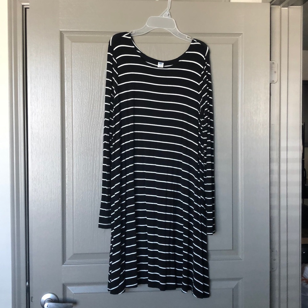 Long sleeve swing dress